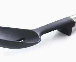 Carrousel de 5 ustensiles en silicone Elevate™