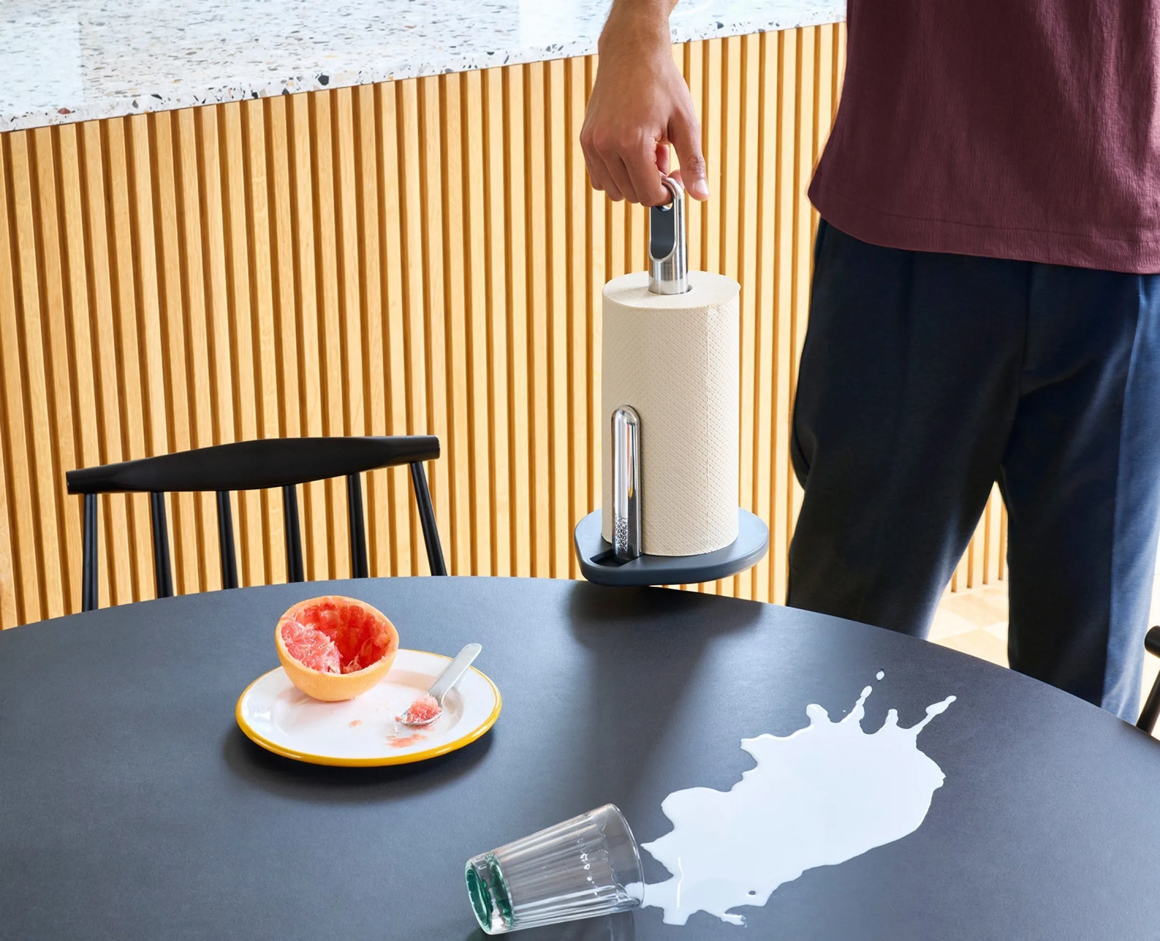 Porte-Rouleau de Cuisine à Tension Hold™